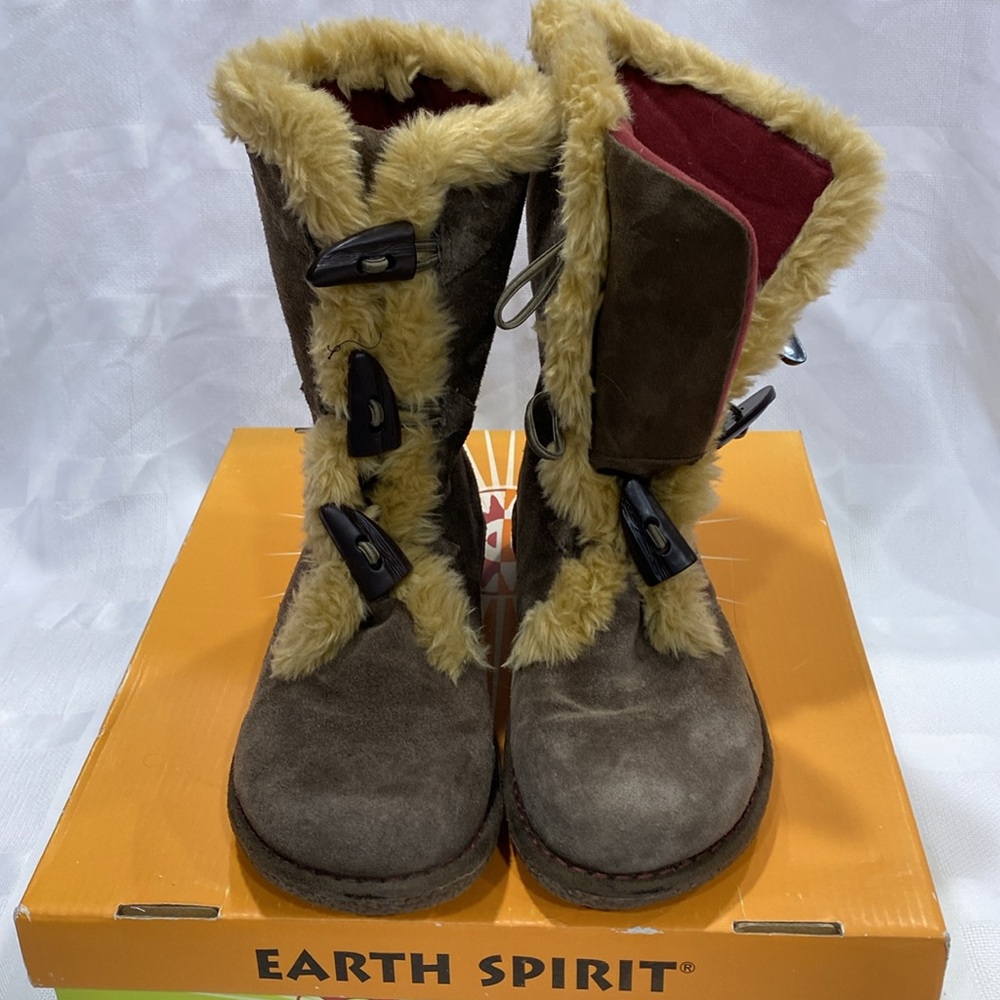 Earth Spirit Leather Boots, 8M